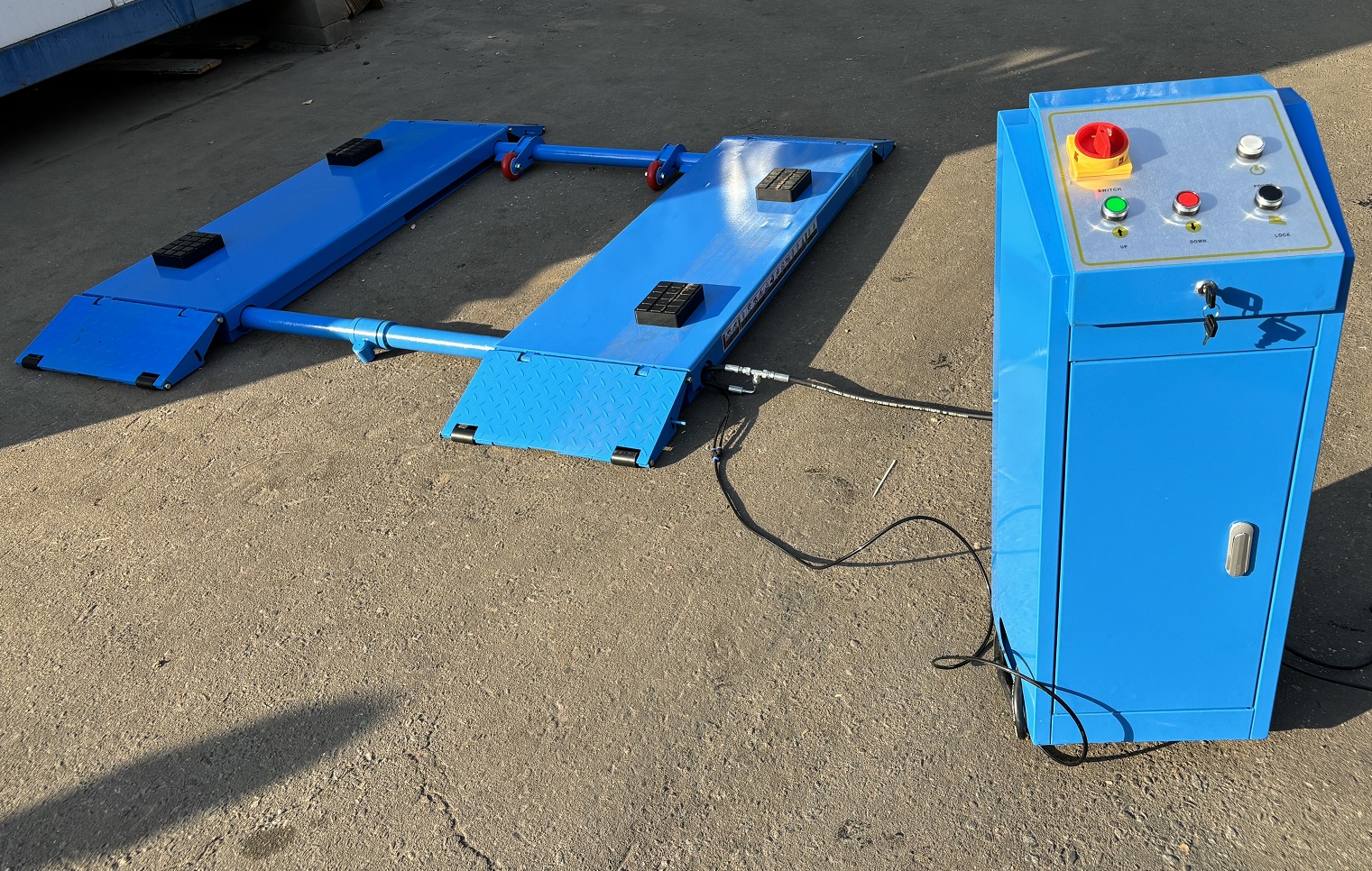 TS-1502 Подъемник шиномонтажный г/п 3,0 т (220 V)