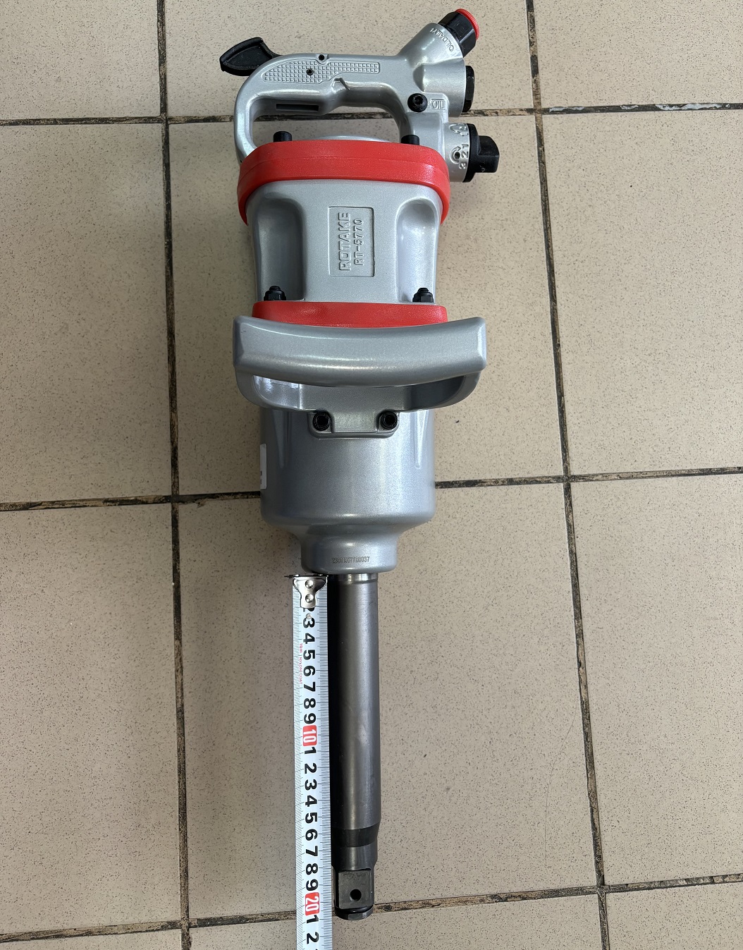 RT-5770 Гайковерт для грузовых автомобилей